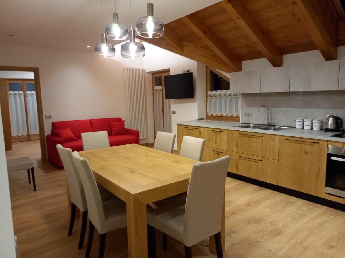 Appartamento Mansarda Patrizia E Franco Val Di Sole 코메차두라 외부 사진